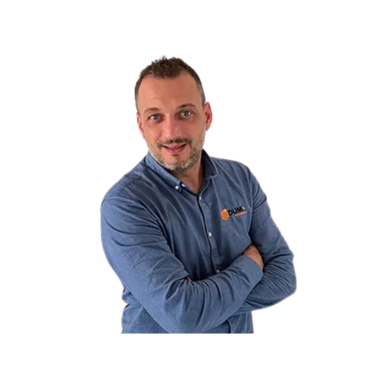Director técnico y jefe de compras en Dumo Seguridad